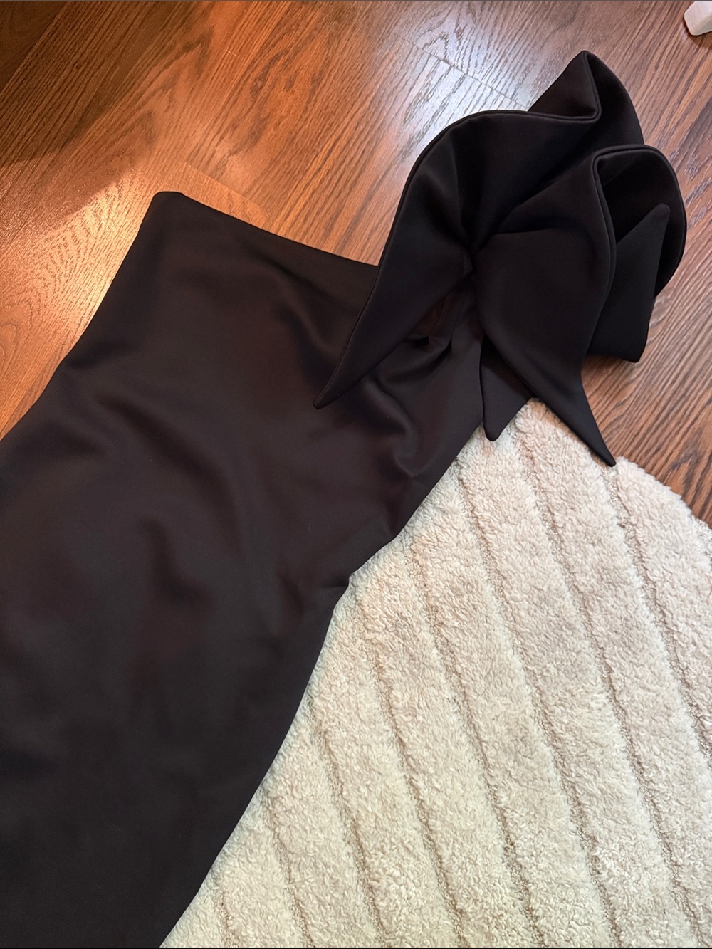 Betsy & Adam Black One-Shoulder Bow Gown - Picture 4 of 6